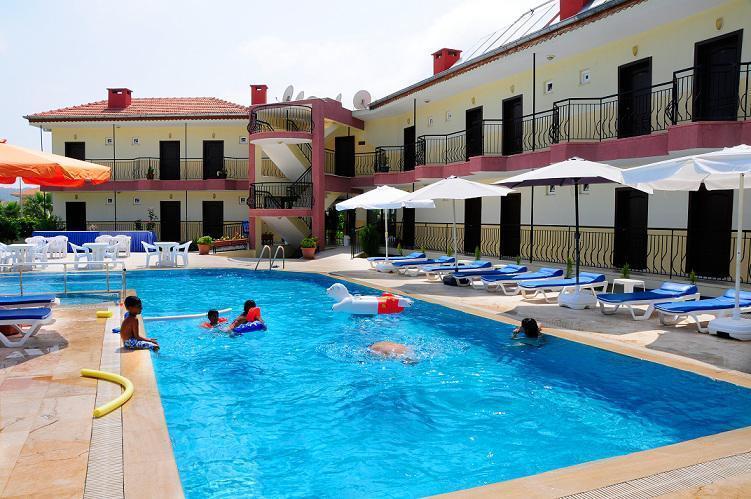Las Palmeras Hotel Çamyuva Kültér fotó