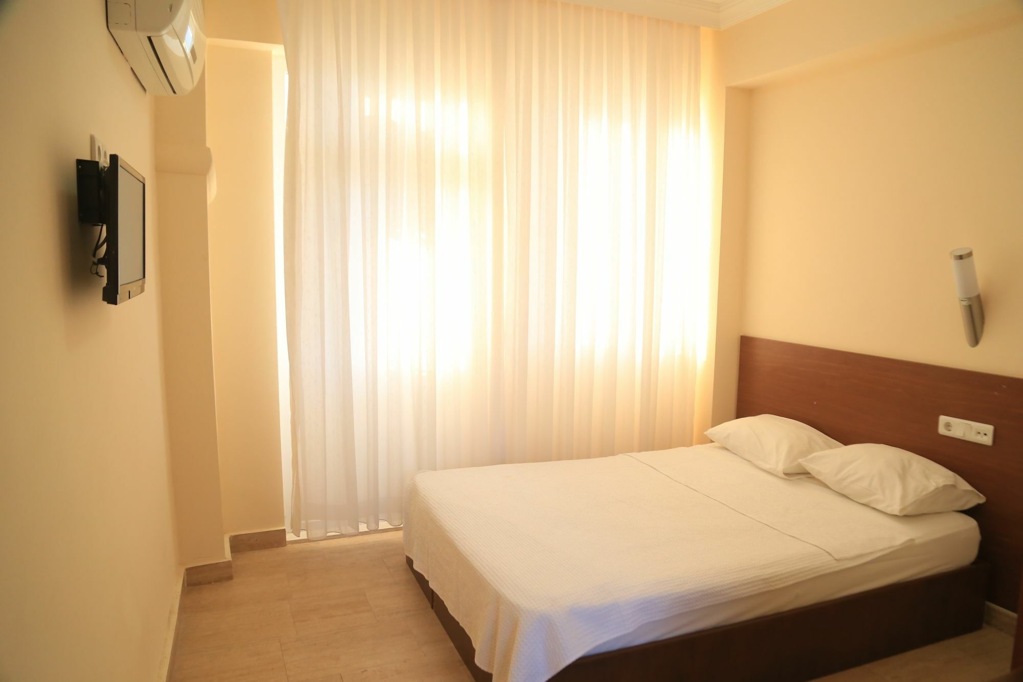 Las Palmeras Hotel Çamyuva Kültér fotó
