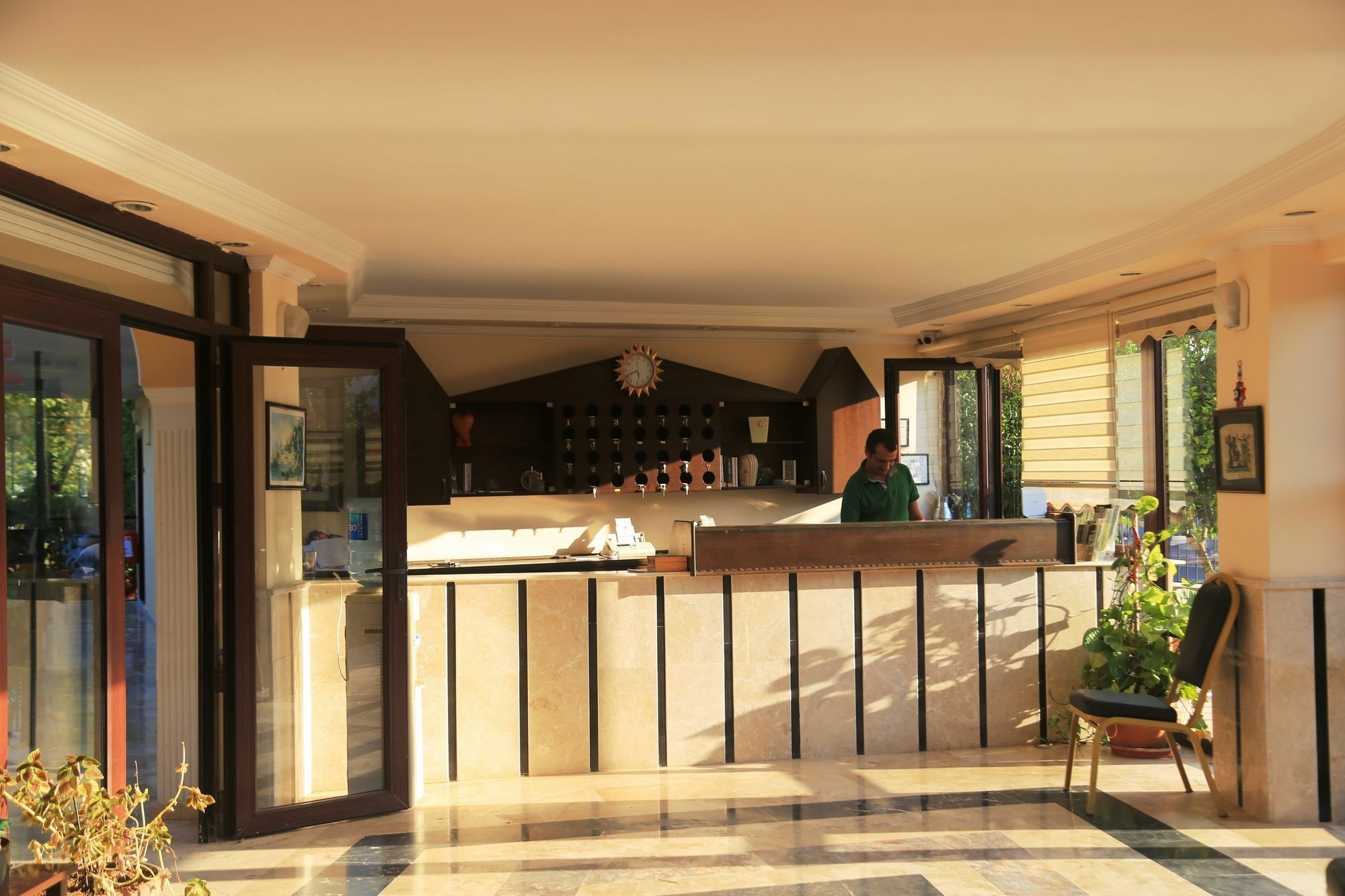 Las Palmeras Hotel Çamyuva Kültér fotó