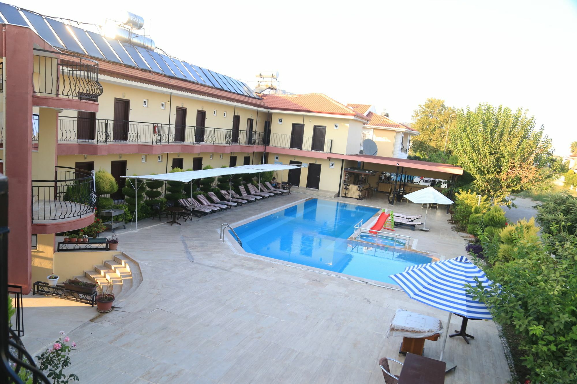 Las Palmeras Hotel Çamyuva Kültér fotó